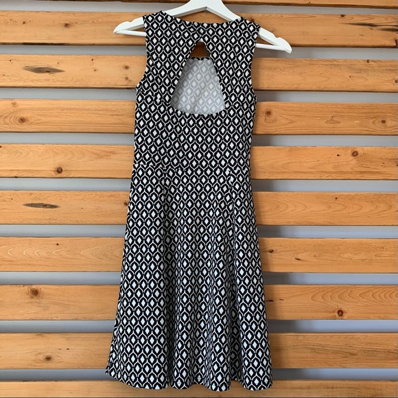 H&M Mini Dress - Picture 2 of 3